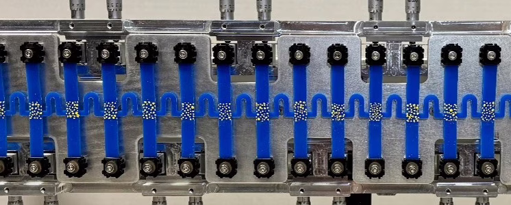 Mechanical-material-that-can-store-move-and-process-information